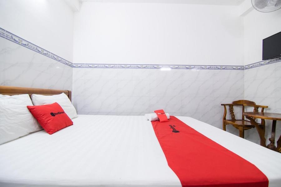 Reddoorz Hoang Tuan Hotel Ho Şi Min Exterior foto
