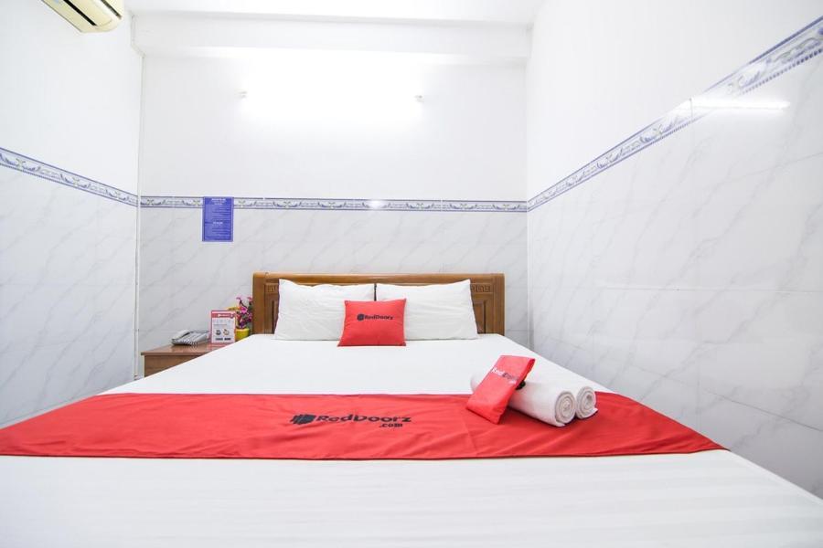 Reddoorz Hoang Tuan Hotel Ho Şi Min Exterior foto